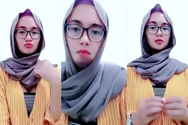 Yulia Ukhty Nakal Pamer Dada Montok di Live